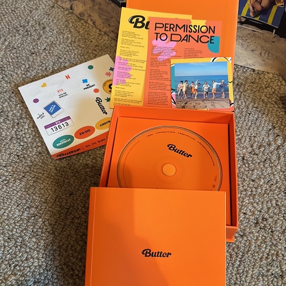 BTS Butter cds, both peach and yellow boxes included. - Picture 4 of 7